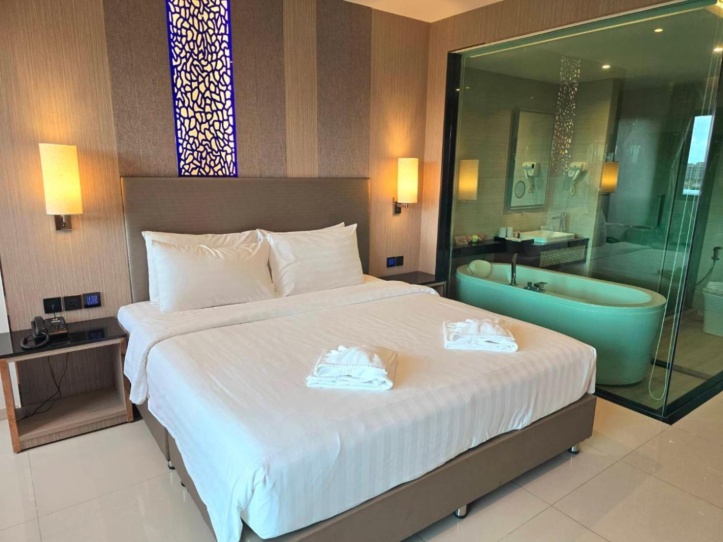 The Tj Hotel Jomtien Экстерьер фото