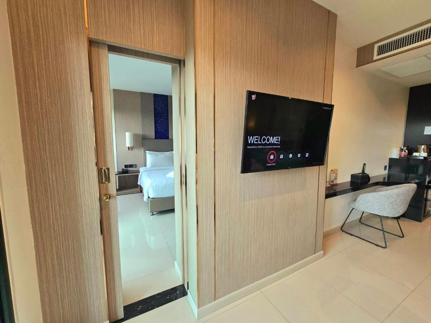 The Tj Hotel Jomtien Экстерьер фото