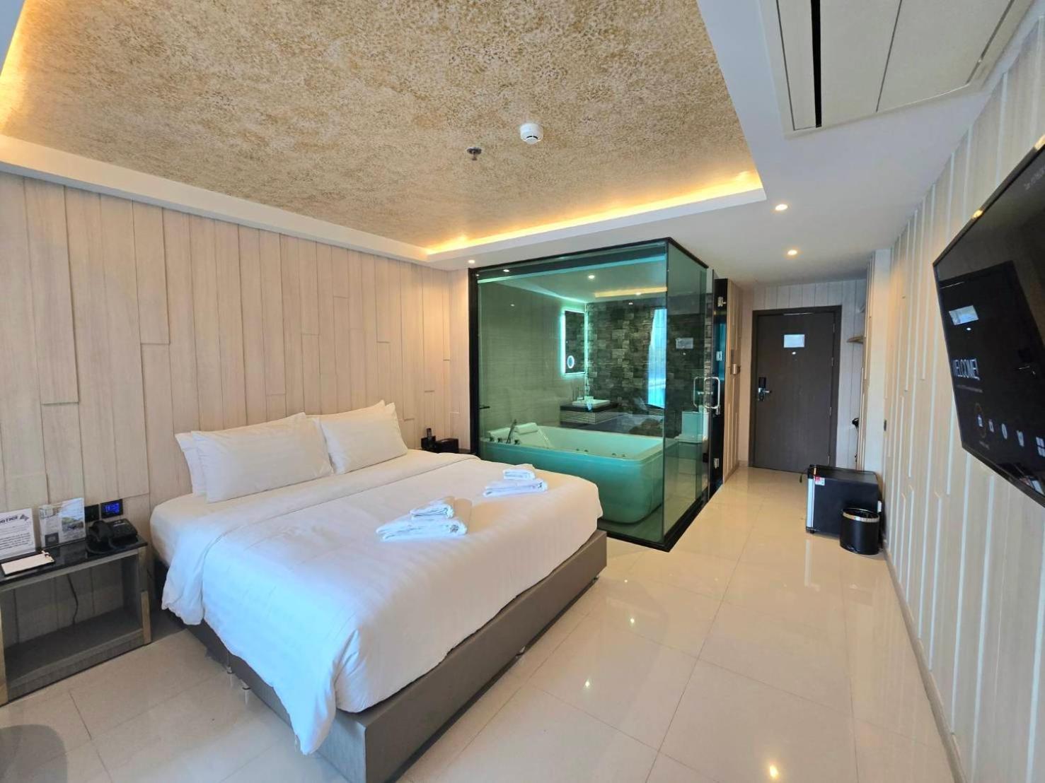 The Tj Hotel Jomtien Экстерьер фото